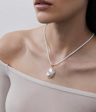 Carica l'immagine nel visualizzatore di Gallery, COLLANA AMBER