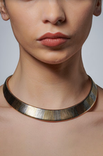 Carica l'immagine nel visualizzatore di Gallery, CHOCKER CENTURY