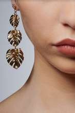Carica l'immagine nel visualizzatore di Gallery, Orecchini 3 Foglie